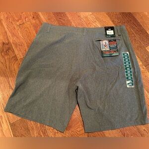 NWT Denali Stretch Shorts